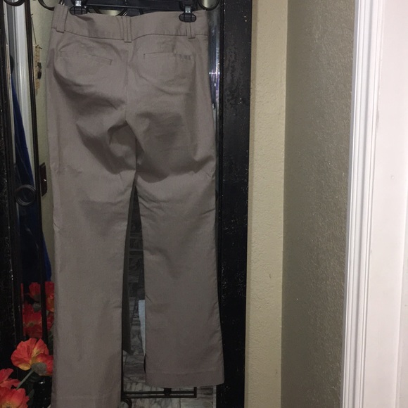 Khaki cream pinstripes size 4 stretch material - Picture 5 of 8